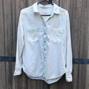 Lou & Grey Chambray button down
